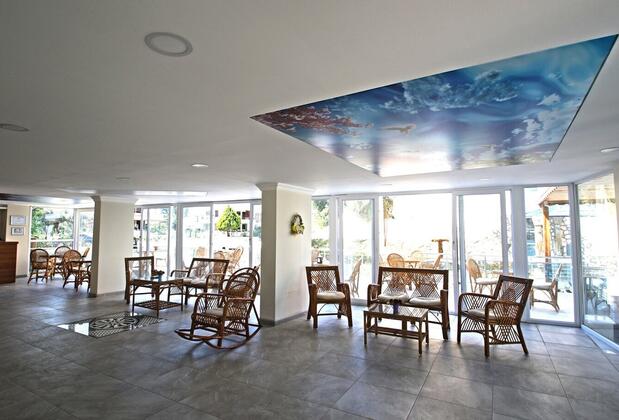 Öz Güzelçamlı Otel - Görsel 12