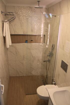 Blue White Hotel - Görsel 17