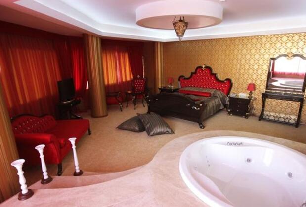 Grand Corner Boutique Hotel - Görsel 9