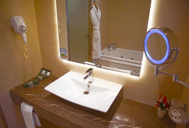 The Green Park Hotel Merter - Görsel 23