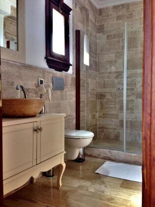 Cunda Vrodi Otel - Görsel 11