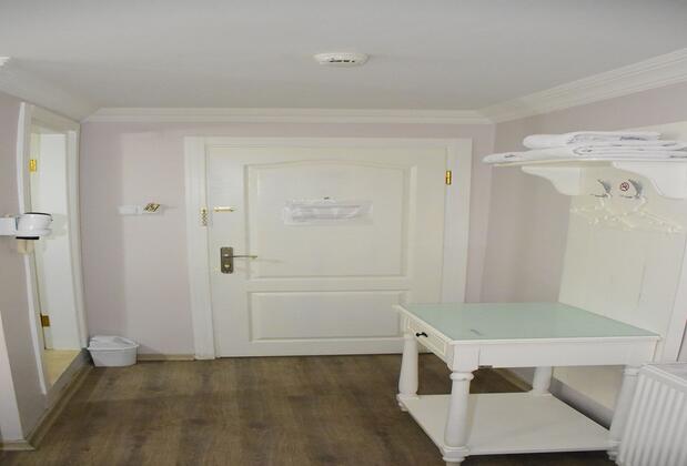 Burhaniye Merkez Otel - Görsel 19