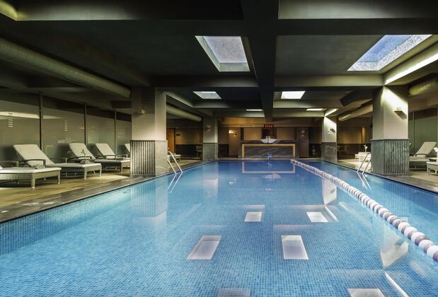 Titanic Business Golden Horn - Görsel 17