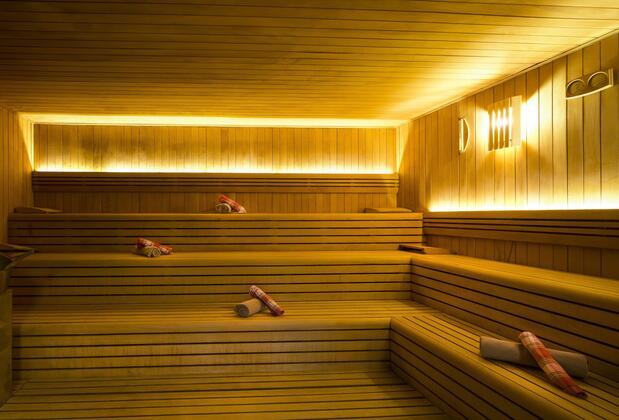 Titanic Business Golden Horn - Görsel 26