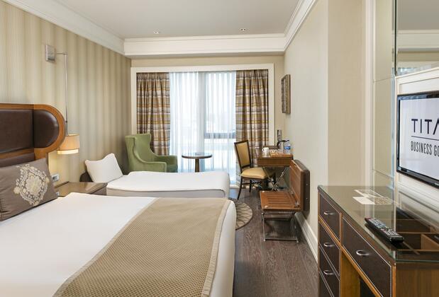 Titanic Business Golden Horn - Görsel 11