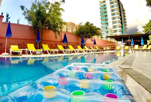 Gold Twins Relax Beach Suit Hotel - Görsel 13