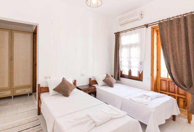 Old Kalamaki Pansiyon - Görsel 3