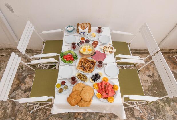 Old Kalamaki Pansiyon - Görsel 5