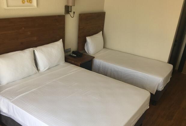 8 Rooms Boutique Hotel - Görsel 13