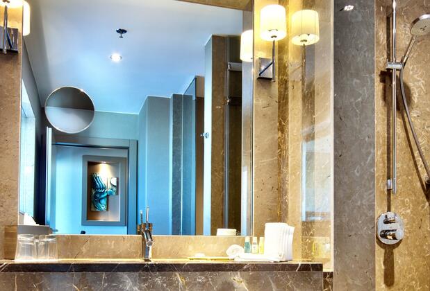 Renaissance İstanbul Polat Bosphorus Hotel - Görsel 26