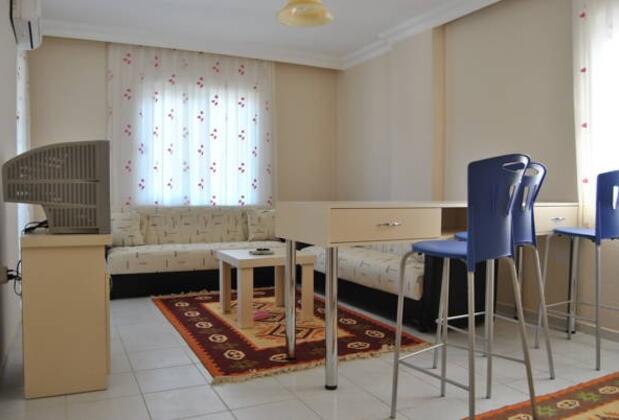 Kara Family Apart - Görsel 12