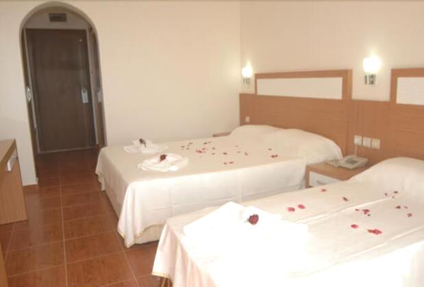 Royal İdeal Beach Hotel - Görsel 3