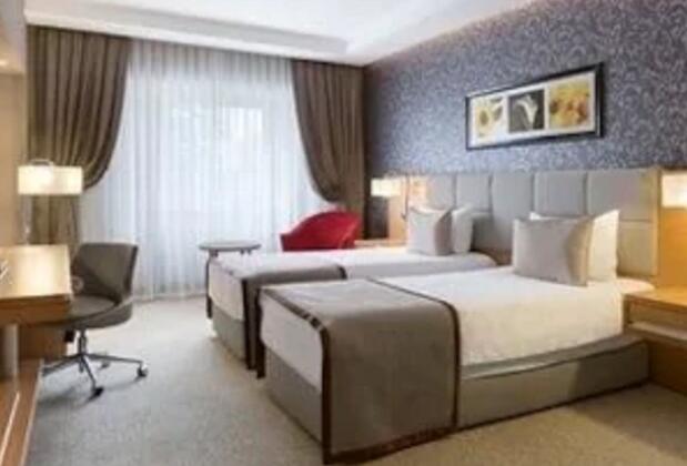 Ramada Plaza By Wyndham - Görsel 6