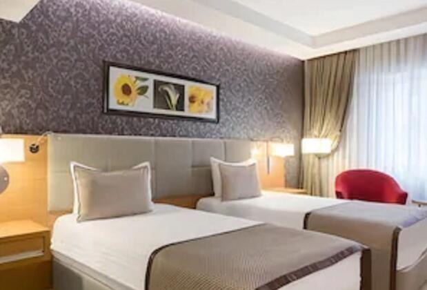 Ramada Plaza By Wyndham - Görsel 8