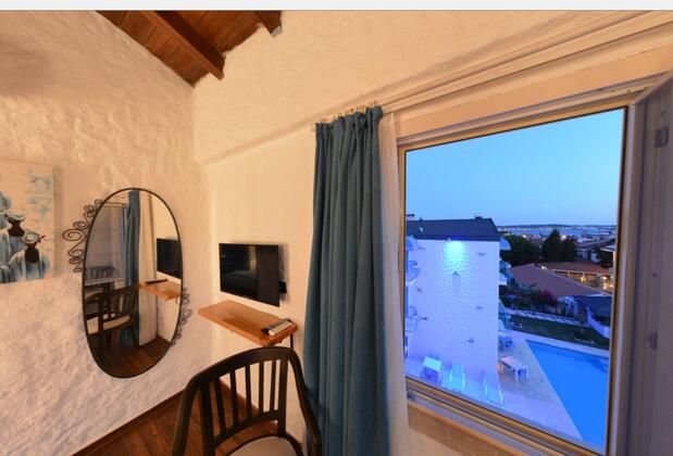 Elysium Butik Otel Çeşme - Görsel 18