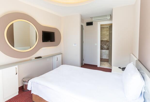 Is Hotel - Görsel 16