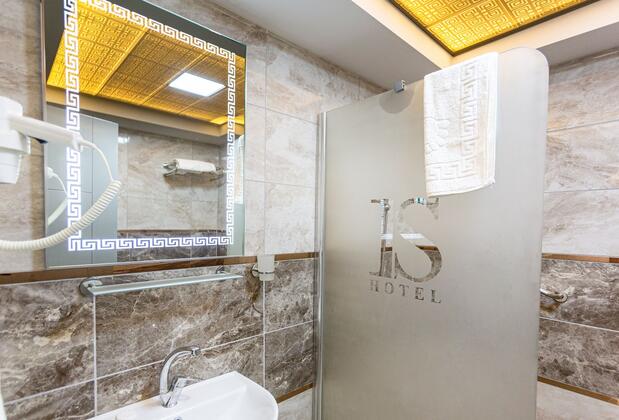 Is Hotel - Görsel 40