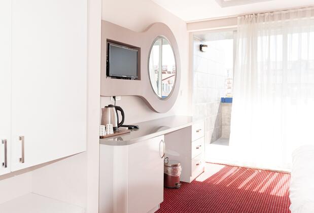 Is Hotel - Görsel 27