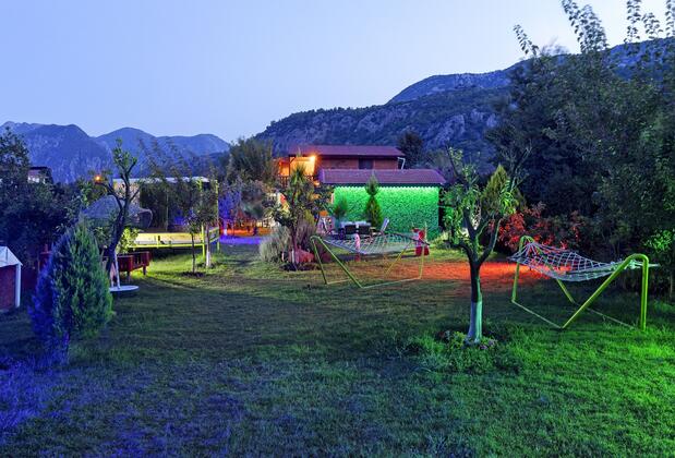 Flora  Pansiyon - Görsel 13