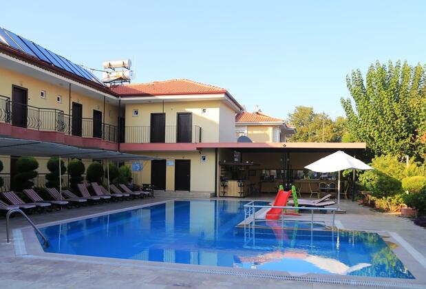 Las Palmeras Hotel - Görsel 3