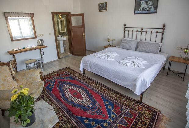 Serenity Stone House - Görsel 43