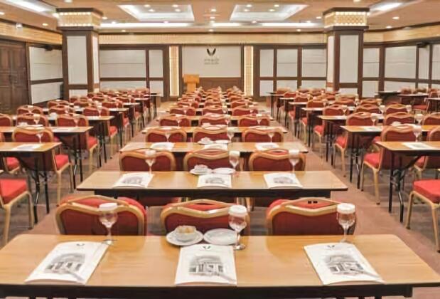 Vivaldi Ce Gold Hotel - Görsel 35