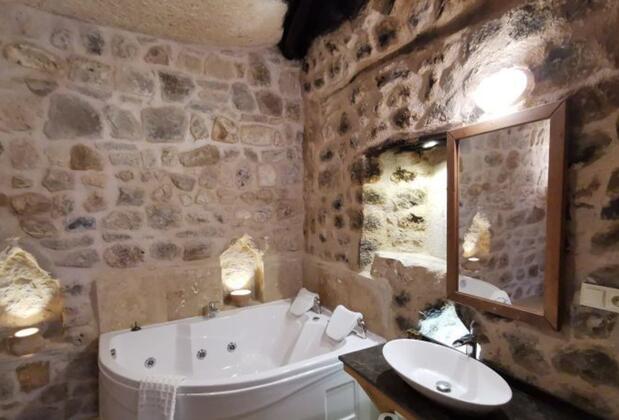 Helike Cave Hotel - Görsel 18
