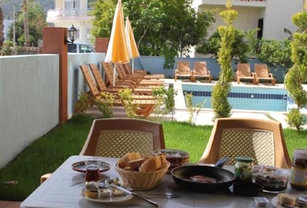 Kara Family Apart - Görsel 6