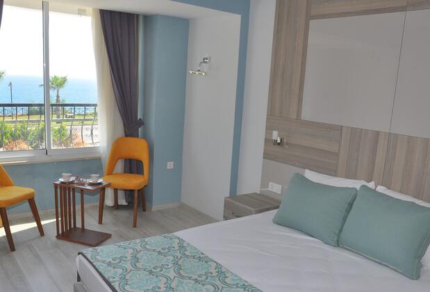 On Hotel Lara - Görsel 14