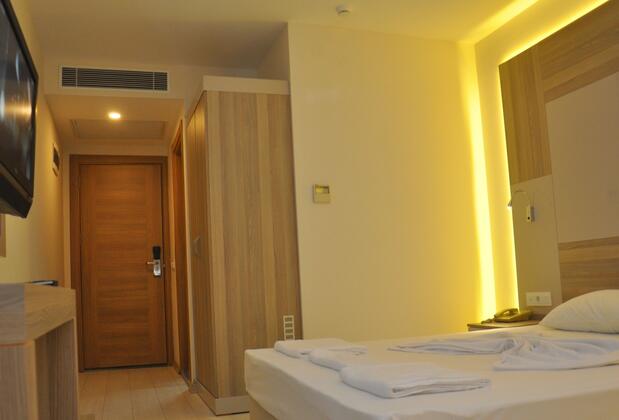 On Hotel Lara - Görsel 7