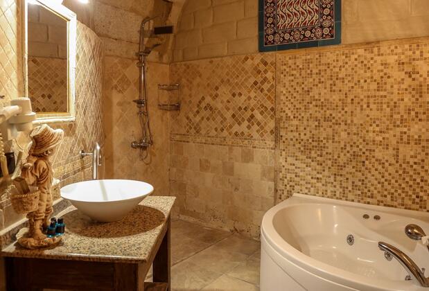 Göreme Palace Cave Suite - Görsel 17