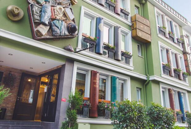 Hotel Poem - Görsel 5