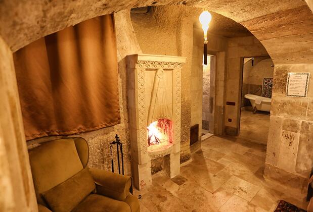 The Dorm Cave by Travellers - Görsel 8