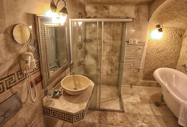 The Dorm Cave by Travellers - Görsel 23