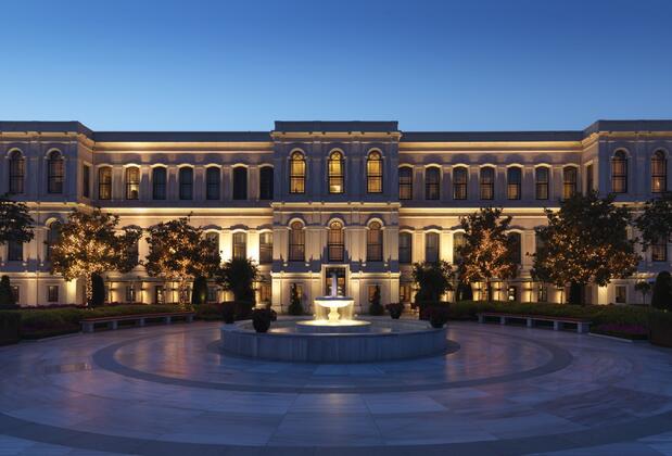 Four Seasons Hotel İstanbul At The Bosphorus - Görsel 3