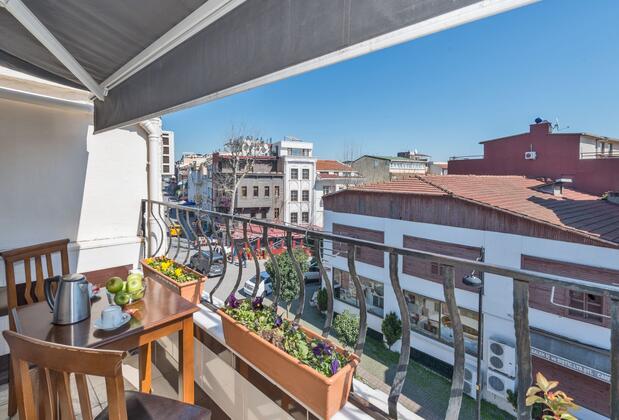 Lamp Hotel - Görsel 5