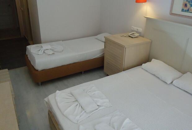 Larissa Mare Beach - Görsel 10