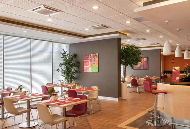 İbis İzmir Alsancak - Görsel 8