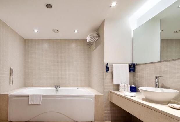 BH Conference & Airport Hotel İstanbul - Görsel 32