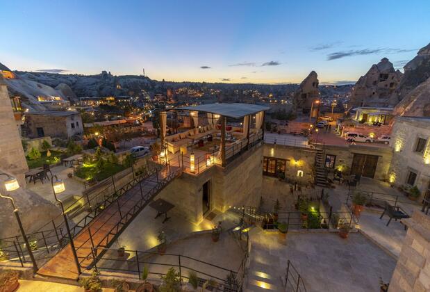 Artemis Cave Suites - Görsel 3