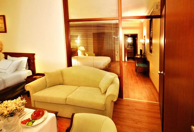 Golden Crown Hotel - Görsel 18