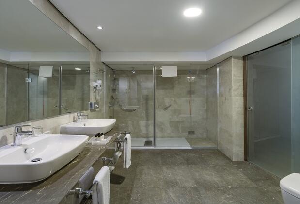 Holiday Inn İstanbul City - Görsel 23