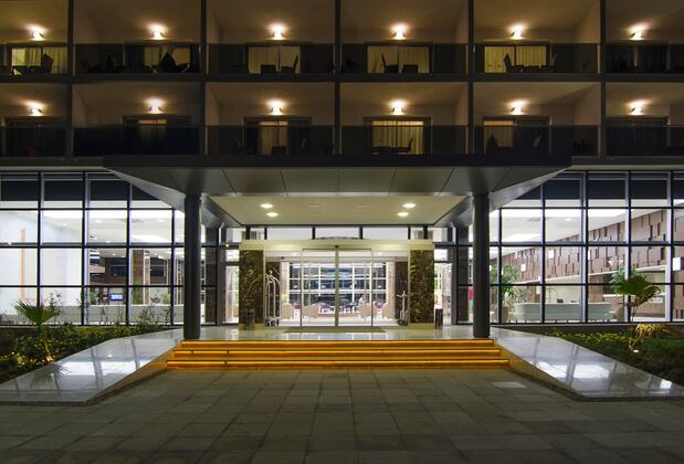 Palm Wings Beach Resort & Spa Kuşadası - Görsel 3