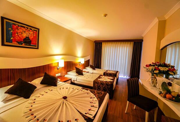 Throne Beach Resort & Spa - Görsel 20