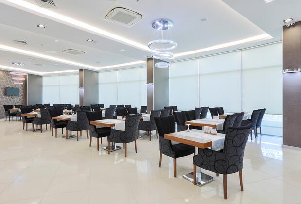 Ramada Hotel by Wyndham Edirne - Görsel 11