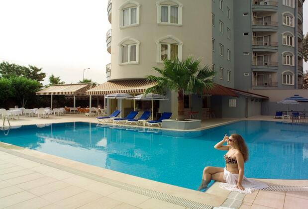 Holiday Line Beach Hotel - Görsel 21