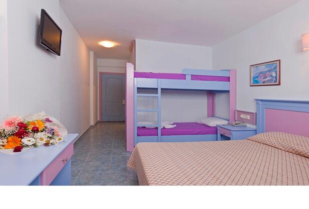 Holiday Line Beach Hotel - Görsel 10