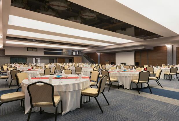 Ramada by Wyndham Tire - Görsel 27