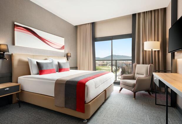 Ramada by Wyndham Tire - Görsel 3