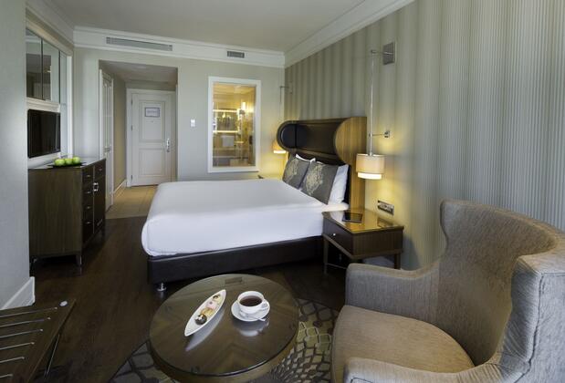 Titanic Business Golden Horn - Görsel 14